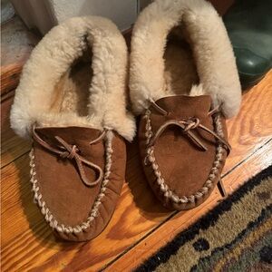 LL Bean slippers